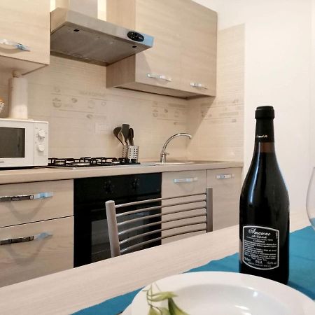 Appartamento Aida - Near The Center With Private Parking E Ac Como Bagian luar foto